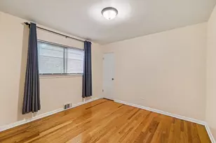 3413 S 54th Ave, Cicero, IL 60804 - Photo 12