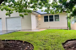 821 Belle Plaine Ave, Gurnee, IL 60031 - Photo 2