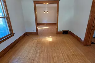 309 Center Cross St, Sycamore, IL 60178 - Photo 6