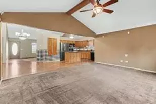 6810 Hadrian Dr, Joliet, IL 60431 - Photo 10