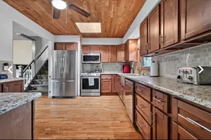 8740 W 99th St, Palos Hills, IL 60465 - Photo 2