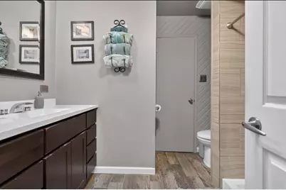 8740 W 99th Street, Palos Hills, IL 60465 - Photo 14