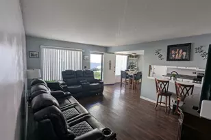 2S758 Winchester Circle, Warrenville, IL 60555 - Photo 12