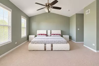 1121 Loganbury Court, Elgin, IL 60120 - Photo 6
