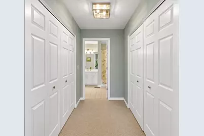 1121 Loganbury Court, Elgin, IL 60120 - Photo 8