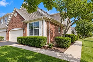 1121 Loganbury Ct, Elgin, IL 60120 - Photo 2