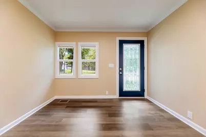 1135 E Galena Boulevard, Aurora, IL 60505 - Photo 4
