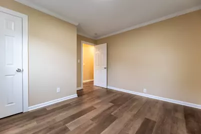 1135 E Galena Boulevard, Aurora, IL 60505 - Photo 10