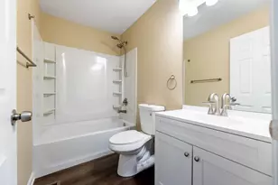 1135 E Galena Blvd, Aurora, IL 60505 - Photo 14