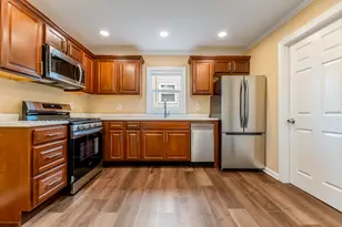 1135 E Galena Blvd, Aurora, IL 60505 - Photo 6