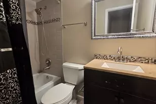 722 Inverrary Ln, Deerfield, IL 60015 - Photo 10