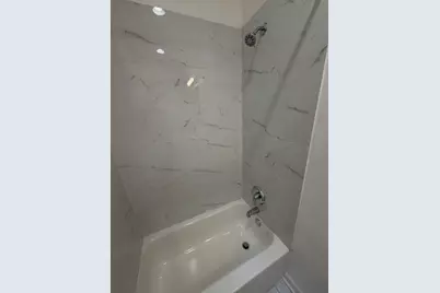 2017 W Ohio Street #2F, Chicago, IL 60612 - Photo 6