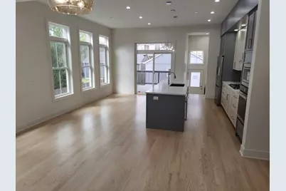 2106 Darrow Avenue, Evanston, IL 60201 - Photo 14