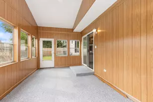 1941 S Valley Rd, Lombard, IL 60148 - Photo 18