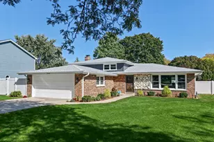 7701 Florence Ave, Darien, IL 60561 - Photo 1