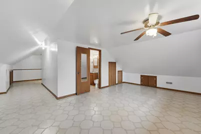 834 S Wolf Road, Des Plaines, IL 60016 - Photo 28
