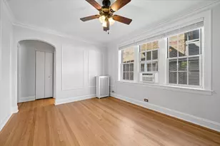 1304 W Carmen Ave, Chicago, IL 60640 - Photo 8