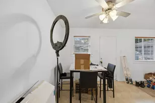 17223 Burnham Ave, Lansing, IL 60438 - Photo 14