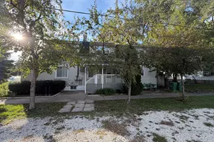 629 Clinton St, Lockport, IL 60441 - Photo 1