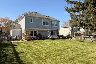 37 Washington Ave, Streamwood, IL 60107 - Photo 4