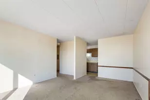 9098 W Terrace Dr, Niles, IL 60714 - Photo 6