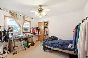 9409 S Kolmar Ave, Oak Lawn, IL 60453 - Photo 8