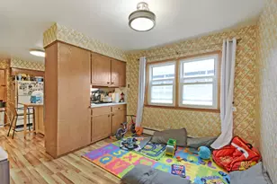 9409 S Kolmar Ave, Oak Lawn, IL 60453 - Photo 6