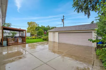 7348 Davis Street, Morton Grove, IL 60053 - Photo 34