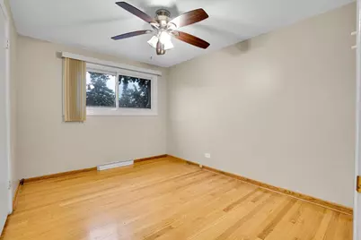 7348 Davis Street, Morton Grove, IL 60053 - Photo 18