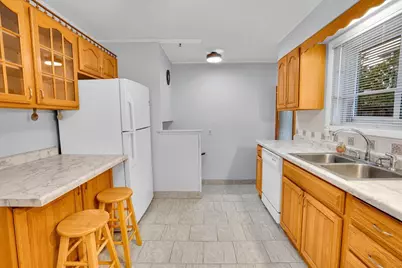 7348 Davis Street, Morton Grove, IL 60053 - Photo 14