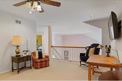 2060 Claridge Court, Northbrook, IL 60062 - Photo 18