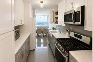 20 N Tower Rd, Oak Brook, IL 60523 - Photo 4