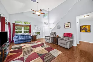 1729 Waterford Rd, North Aurora, IL 60542 - Photo 4