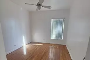 5146 S King Dr, Chicago, IL 60615 - Photo 2