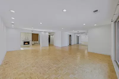 3900 Dundee Road #305, Northbrook, IL 60062 - Photo 6