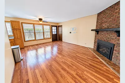 129 Newport Drive, Bolingbrook, IL 60440 - Photo 12