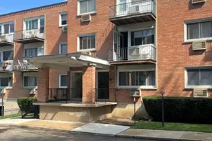 8541 Lotus Ave, Skokie, IL 60077 - Photo 1