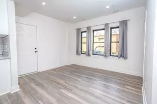 3056 S Keeler Ave, Chicago, IL 60623 - Photo 2
