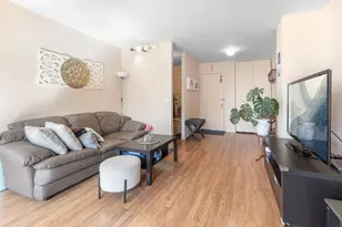 4800 S Lake Park Ave, Chicago, IL 60615 - Photo 6