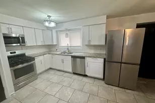 14229 S Saginaw Ave, Burnham, IL 60633 - Photo 10