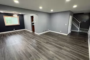 1717 N Waterville Ln, Schaumburg, IL 60194 - Photo 16