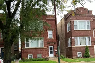 5236 W Montrose Ave, Chicago, IL 60641 - Photo 2