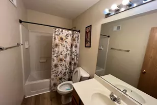 1645 Victoria Park Cir, Aurora, IL 60504 - Photo 10