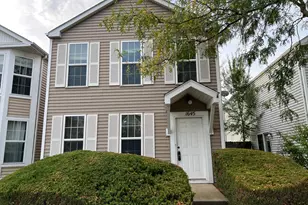 1645 Victoria Park Cir, Aurora, IL 60504 - Photo 1