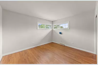 70 E Craig Drive, Chicago Heights, IL 60411 - Photo 10