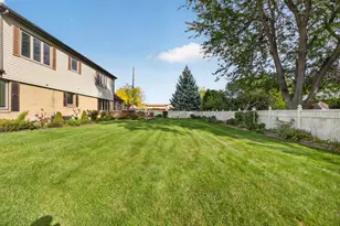 216 E McConaughy Ave, Rochelle, IL 61068 - Photo 50