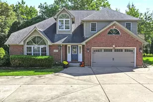 5937 Boundary Rd, Downers Grove, IL 60516 - Photo 1