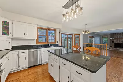 5937 Boundary Road, Downers Grove, IL 60516 - Photo 10