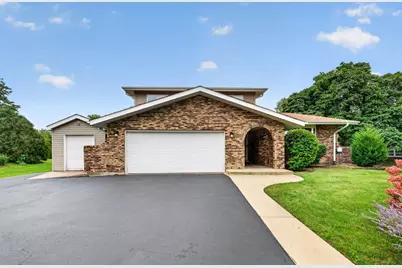 29W055 Schillinger Drive, Naperville, IL 60564 - Photo 4