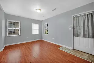 15041 Riverside Dr, South Holland, IL 60473 - Photo 6